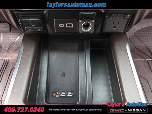 Used 2020 Chevrolet Silverado 2500 LTZ w/ LTZ Premium Package image 32