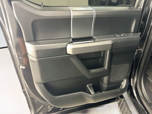 Used 2019 Ford F150 XLT w/ Equipment Group 302A Luxury AWD/4WD image 27