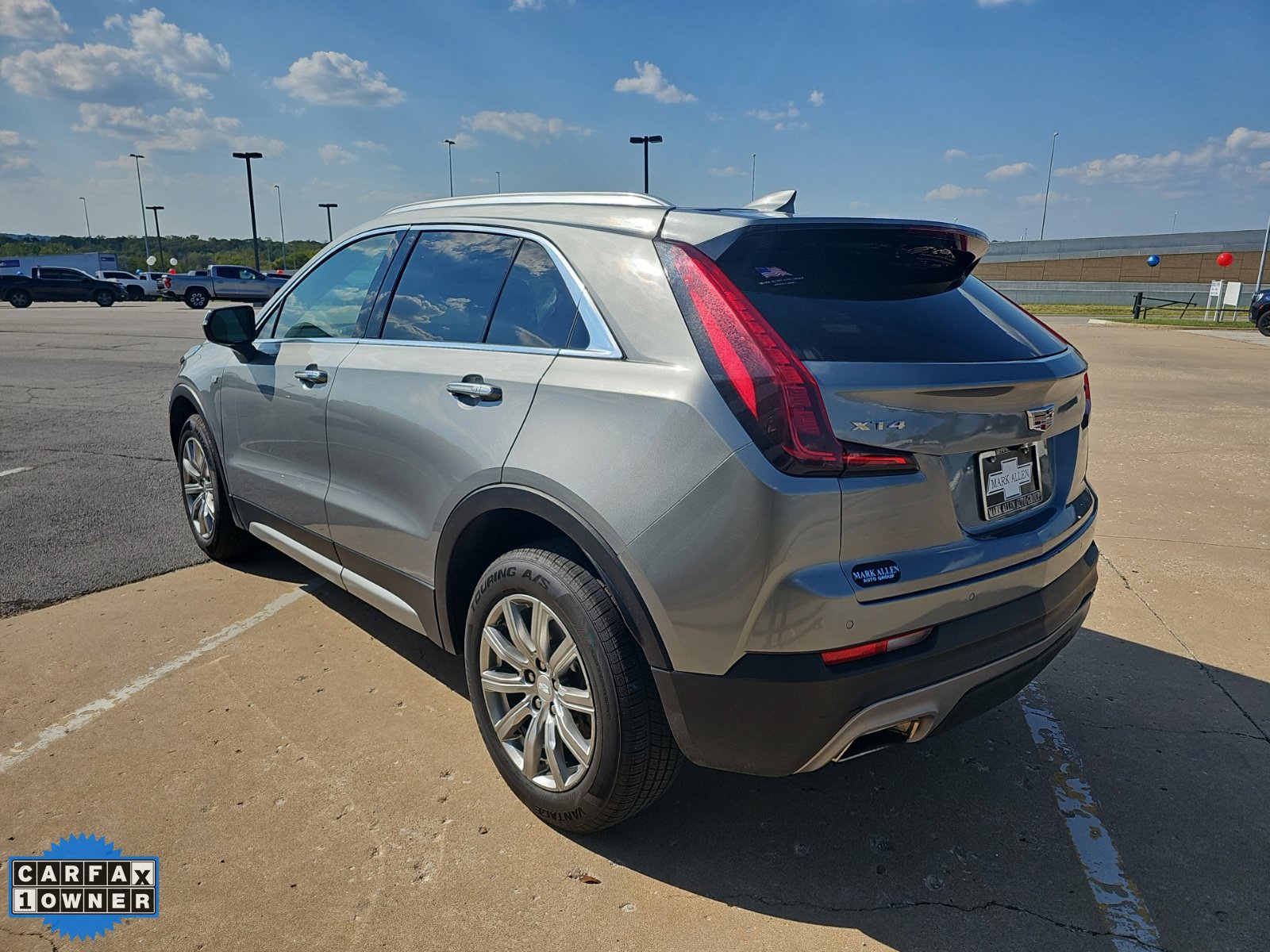 Used 2023 Cadillac XT4 Premium Luxury FWD image 5