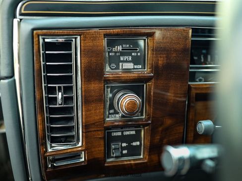 Used 1986 Cadillac Brougham Brougham image 51