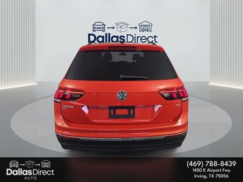 Used 2018 Volkswagen Tiguan SE w/ Panoramic Sunroof Package image 7