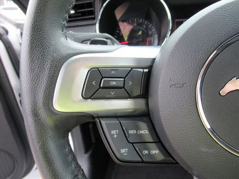 Used 2015 Ford Mustang Convertible w/ Equipment Group 051A image 18