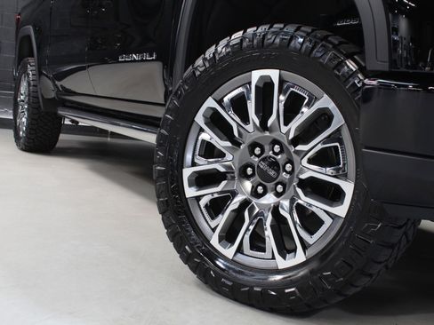 Used 2026 GMC Sierra 1500 Denali Ultimate AWD/4WD image 26