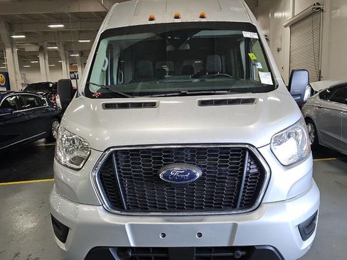 Used 2022 Ford Transit 350 XLT image 6