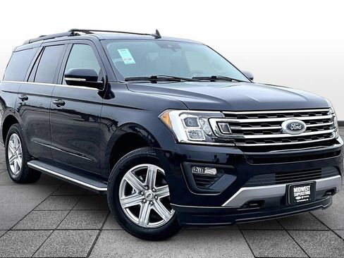 Used 2021 Ford Expedition XLT AWD/4WD image 2