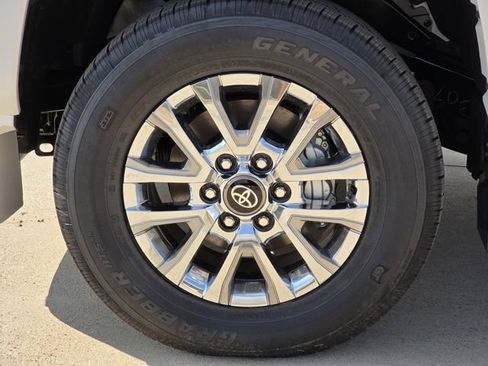 New 2026 Toyota Tacoma Limited AWD/4WD image 11