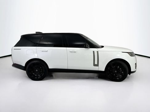 Used 2023 Land Rover Range Rover SE AWD/4WD image 4