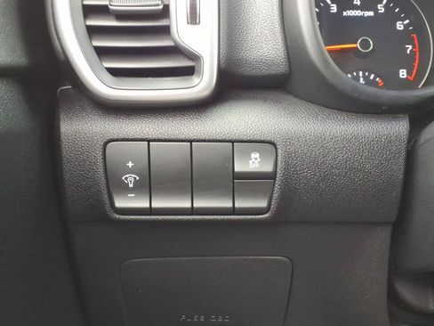 Used 2017 Kia Sportage LX FWD image 30