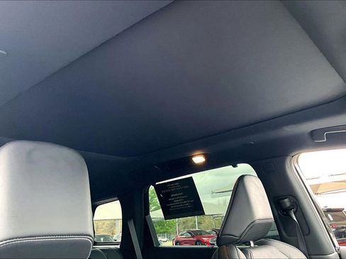 Certified 2025 INFINITI QX60 Luxe w/ Black Edition image 22