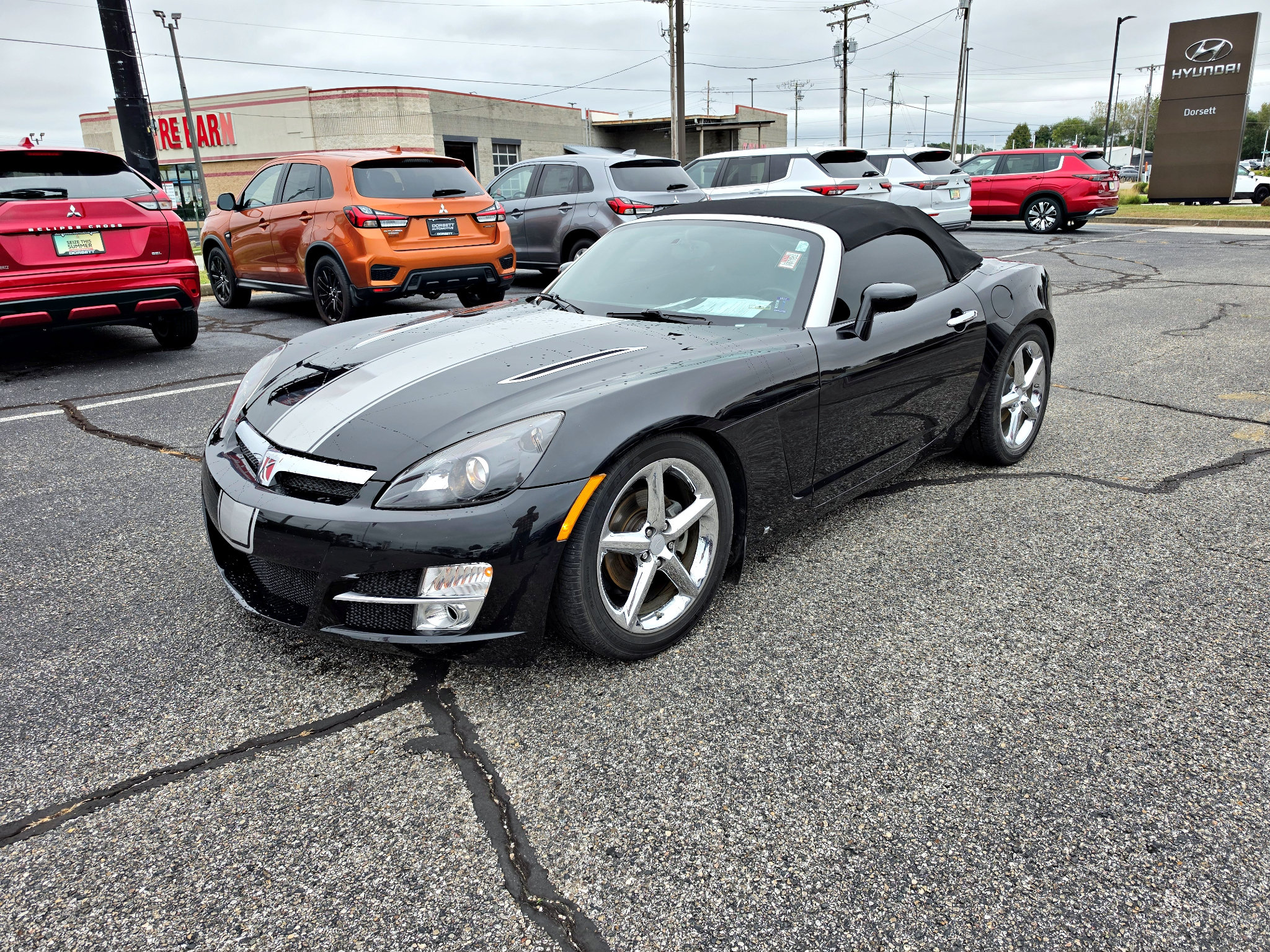 Used 2008 Saturn Sky Carbon Flash RWD image 1
