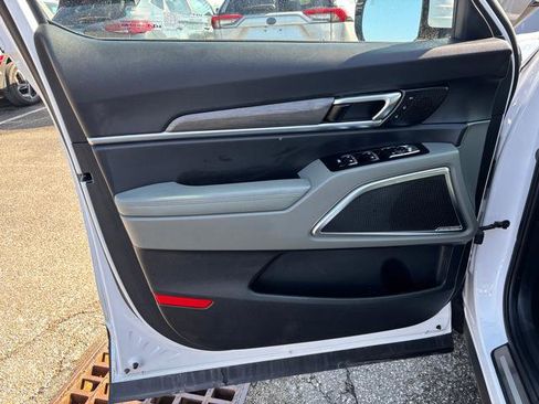 Certified 2023 Kia Telluride SX Prestige X-Pro AWD/4WD image 11