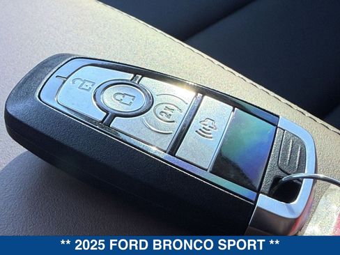 New 2025 Ford Bronco Sport Outer Banks w/ Outer Banks Tech Package+ image 33