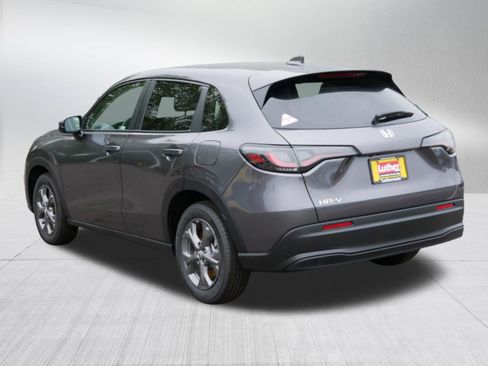 Certified 2026 Honda HR-V LX image 5