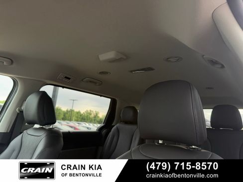 New 2026 Kia Carnival EX FWD image 23