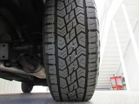 Used 2021 Chevrolet Express 2500 w/ Driver Convenience Package image 29