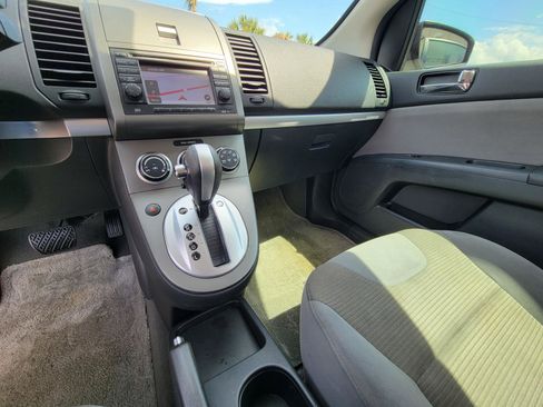 Used 2012 Nissan Sentra 2.0 SR w/ Special Edition Pkg FWD image 27