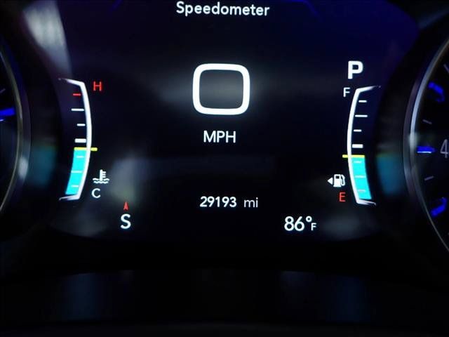 Used 2024 Chrysler Pacifica Touring-L FWD image 28