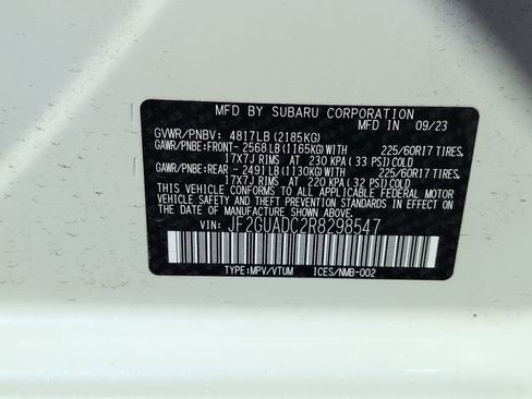 Used 2024 Subaru Crosstrek 2.0i Premium image 2