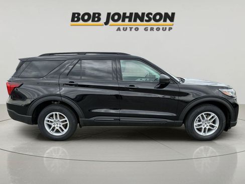 New 2026 Ford Explorer Active AWD/4WD image 2