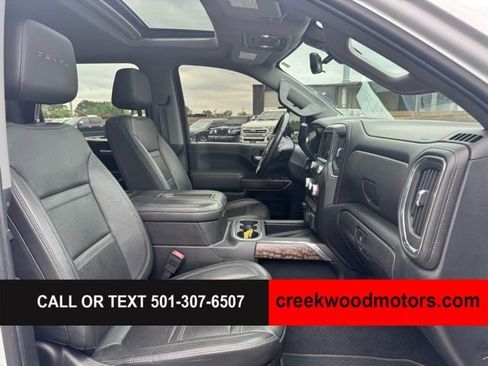 Used 2020 GMC Sierra 2500 Denali w/ Denali Ultimate Package AWD/4WD image 11