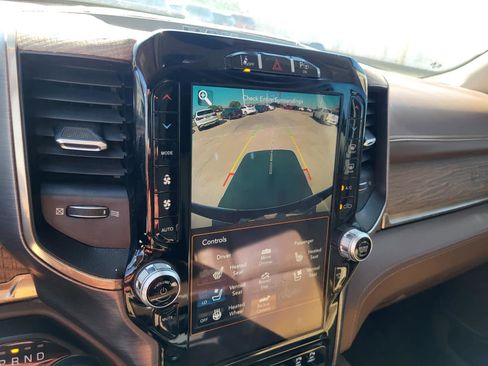 Used 2019 RAM 1500 Laramie Longhorn image 21