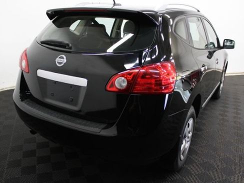 Used 2014 Nissan Rogue S w/ Convenience Package FWD image 6