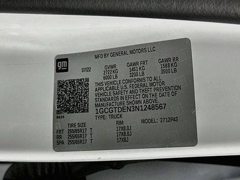 Used 2022 Chevrolet Colorado Z71 AWD/4WD image 32