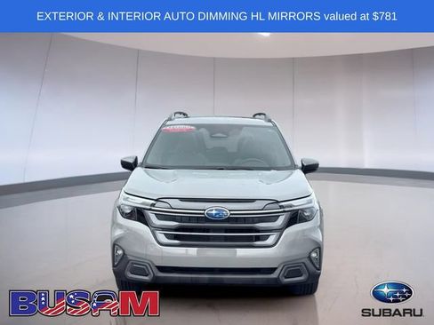 Used 2025 Subaru Forester Limited AWD/4WD image 3