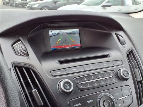 Used 2017 Ford Focus SE image 15