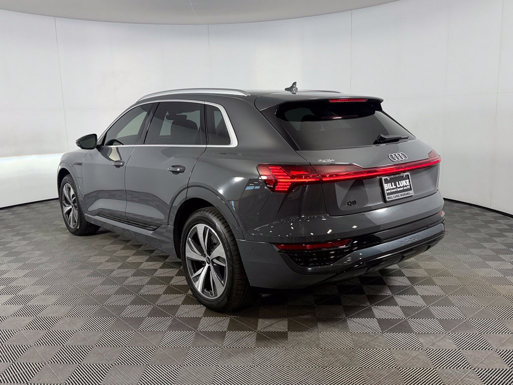 Used 2024 Audi Q8 e-tron Prestige w/ Prestige Package AWD/4WD image 10