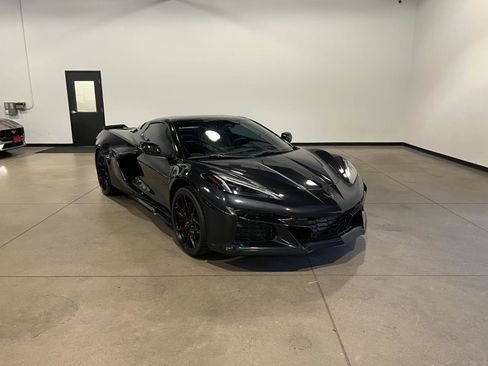 Used 2024 Chevrolet Corvette Z06 w/ Stealth Interior Trim Package image 9