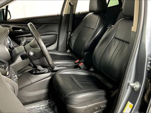 Used 2023 Buick Encore GX Essence w/ Experience Buick Package image 24