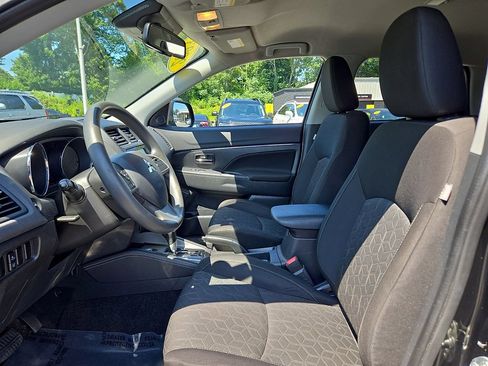 Used 2023 Mitsubishi Outlander Sport AWD image 15