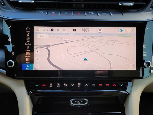 New 2026 Jeep Grand Cherokee L Limited w/ Luxury Tech Group II image 16