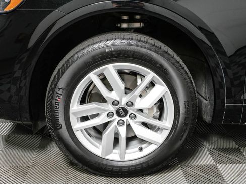 Used 2023 Audi Q5 2.0T Premium w/ Convenience Package AWD/4WD image 37