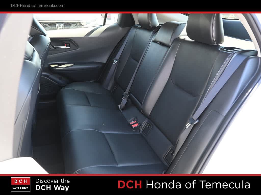 Used 2025 Toyota Prius XLE FWD image 19