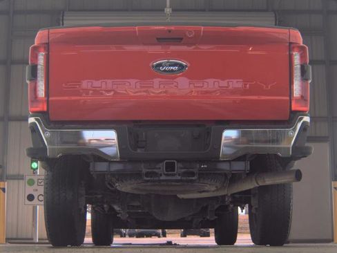 Used 2025 Ford F250 Lariat w/ Lariat Ultimate Package image 12