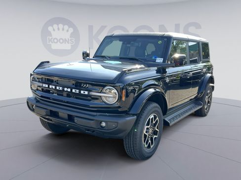 New 2026 Ford Bronco Outer Banks AWD/4WD image 5