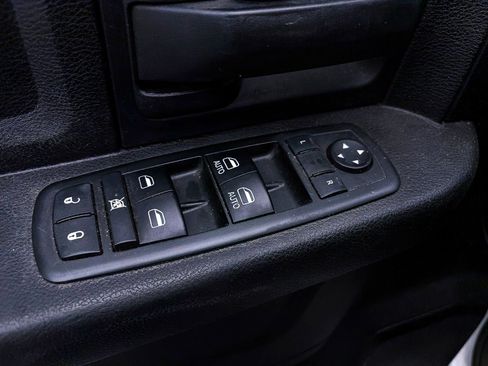 Used 2013 RAM 1500 Express image 11
