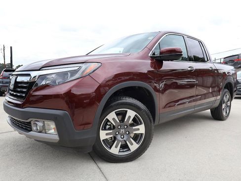 Used 2017 Honda Ridgeline RTL-E image 2