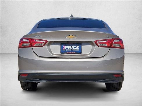 Used 2023 Chevrolet Malibu LT FWD image 7