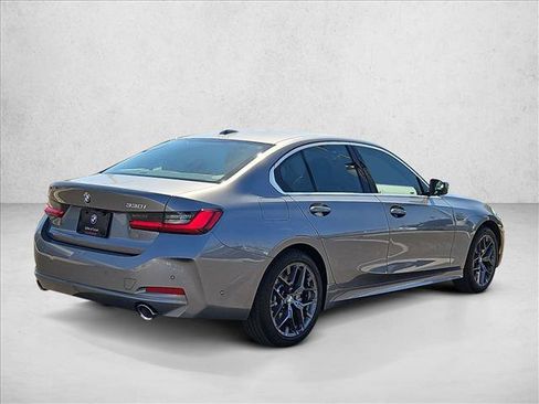 New 2026 BMW 330i Sedan w/ Premium Package RWD image 2
