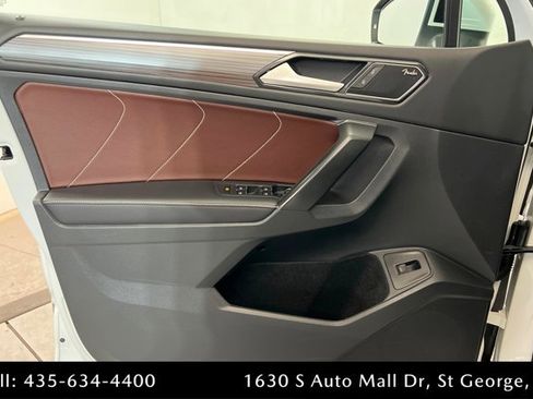 Used 2022 Volkswagen Tiguan SEL R-Line image 14