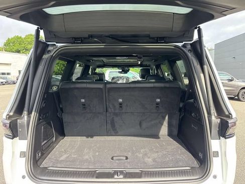 New 2026 Jeep Grand Wagoneer Limited AWD/4WD image 4