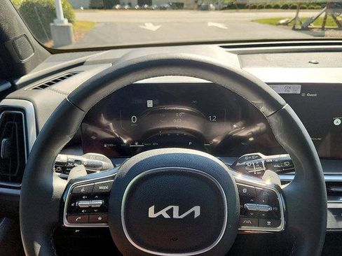 New 2025 Kia Sorento SX Prestige image 11