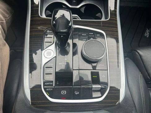 Used 2020 BMW X7 xDrive40i w/ Cold Weather Package AWD/4WD image 41