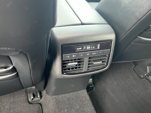 Used 2023 MAZDA CX-9 Touring Plus AWD/4WD image 18