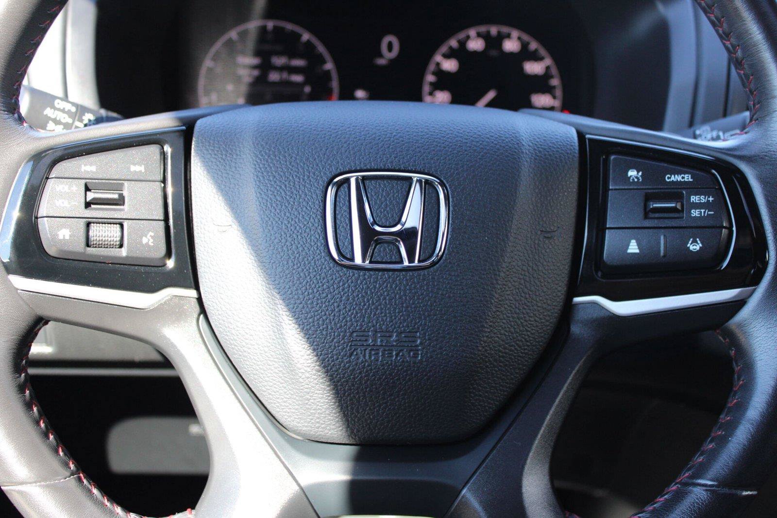 Used 2025 Honda Odyssey Sport-L image 26