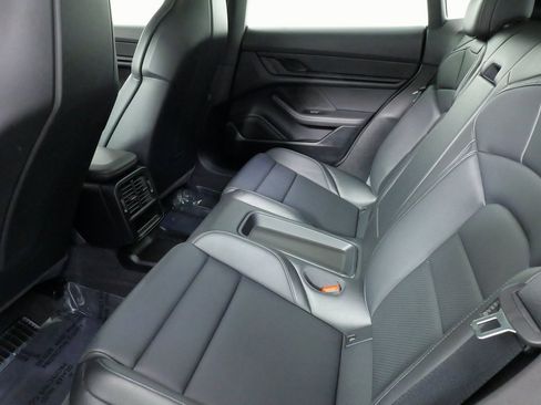 Used 2023 Porsche Taycan 4 Cross Turismo image 37