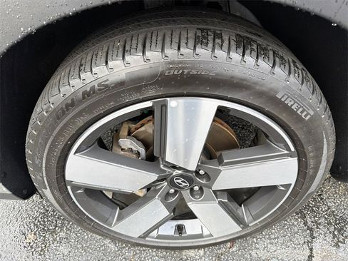 Used 2025 Hyundai Santa Fe Limited image 11